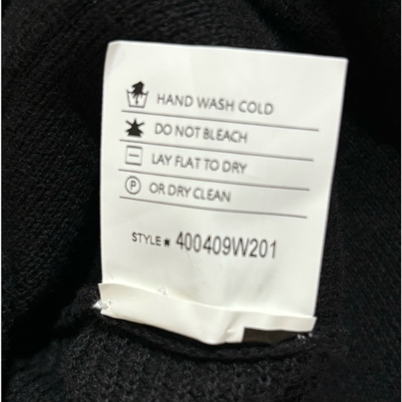 NWT REPEAT  V- Neck  Black Sweater  Size M - Picture 14 of 14